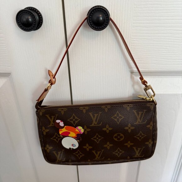 Louis Vuitton Monogram Panda Takashi Murakami Pochette Accessories - Picture 5 of 10